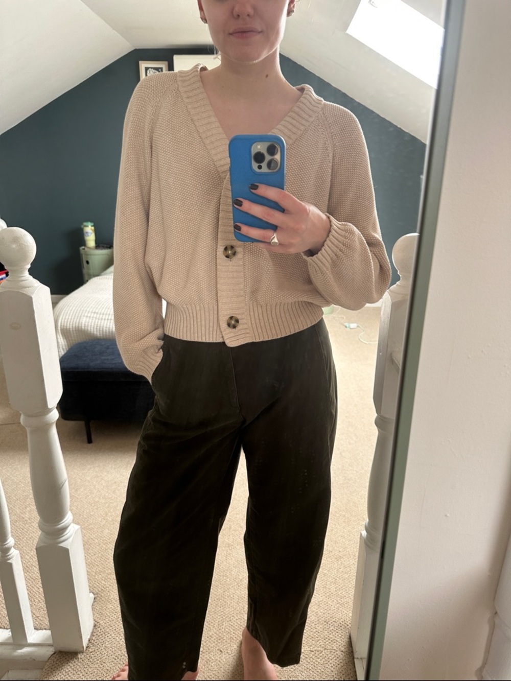 GAP Cropped V-Neck Button Cardigan - Cream